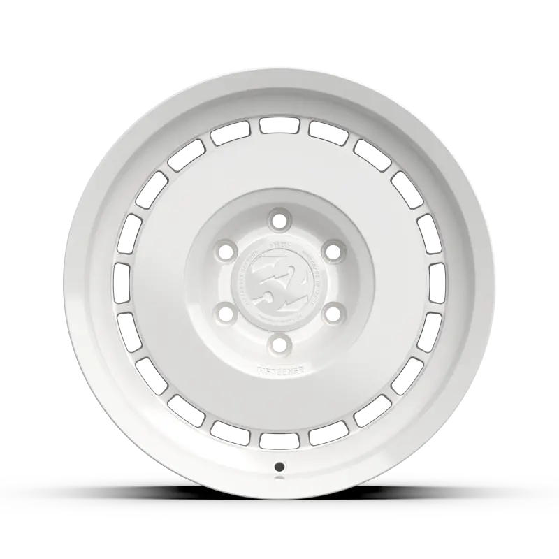 Fifteen52 Evolution Hd 17X8.5 5X150 0Mm Et 110.5Mm Center Bore Classic White Wheel 1