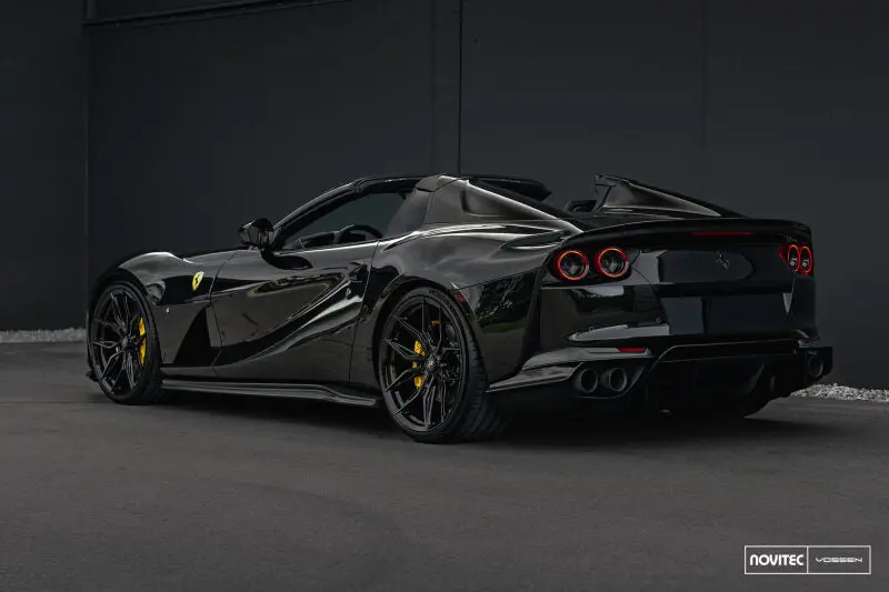 Vossen X Novitec Nf11 22X12.5 Et:46 Gloss Black Ferrari 812 Superfast / Gts Rear Wheel 1
