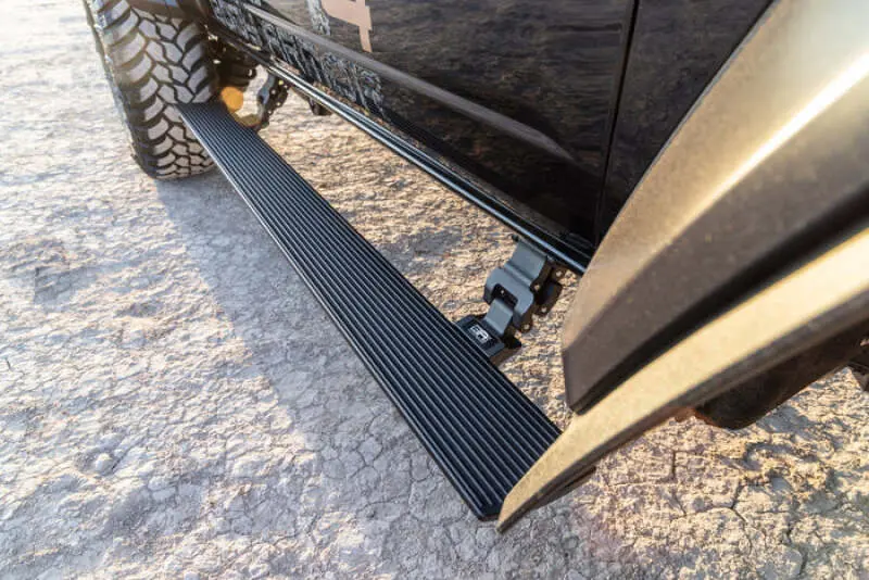 Body Armor 4X4 21-24 Ford Bronco 4Dr E-Power Board Steps - Black 1