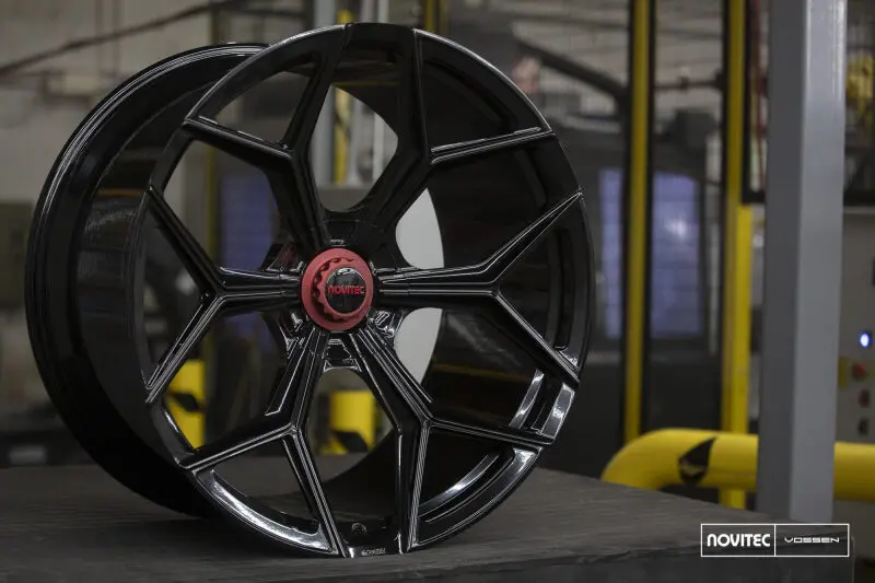 Vossen X Novitec Nl4-5L 20X9 Et:24 Gloss Black Lamborghini Aventador Front Wheel 1