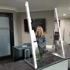 Portable Sneeze Guard 1